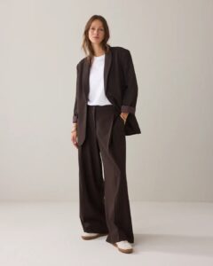 Blazer Pinstripe – Darkchocolate