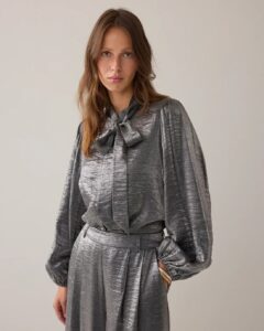 Blouse Metallic shine – Midgrey