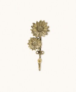 Breezy Daisy Double Hook