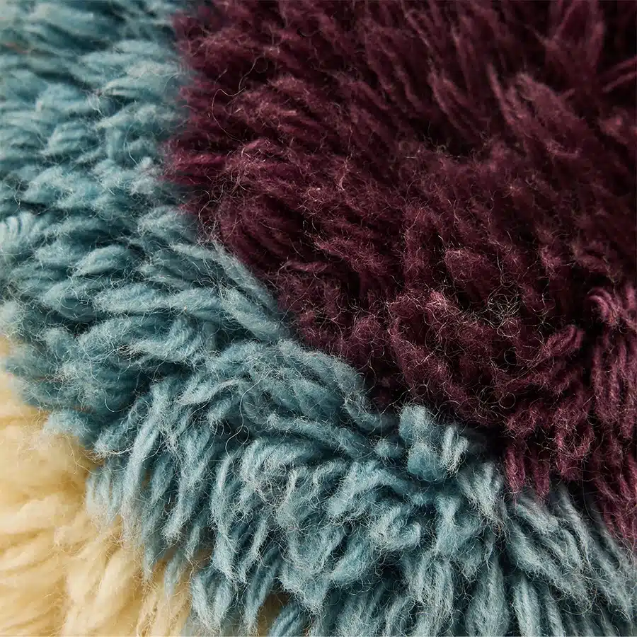 Fluffy cushion - Eye catcher