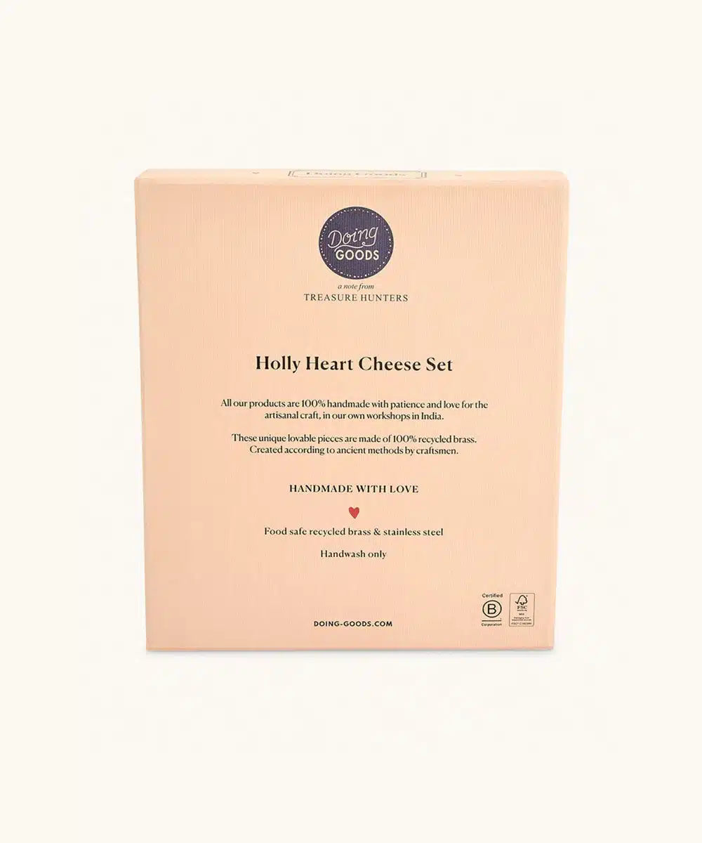 Holly Heart Cheese Set in Giftbox