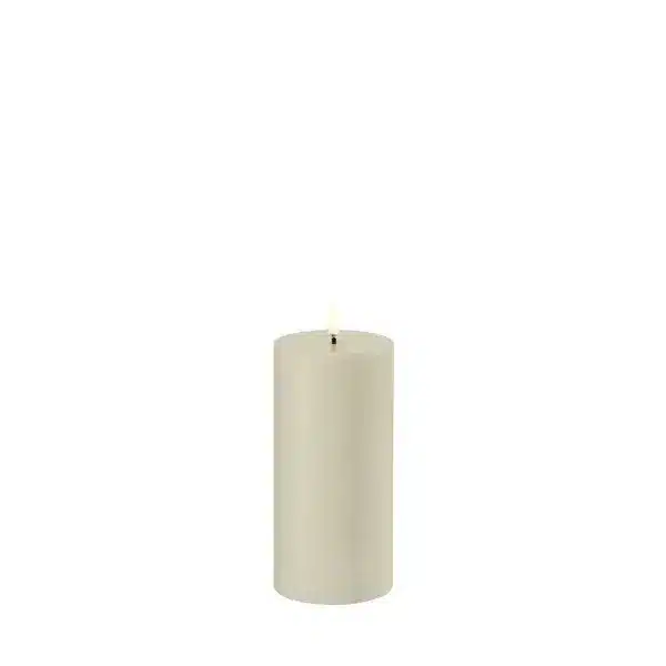 LED pillar candle, Oyster grey, Smooth, 7,8x15 cm