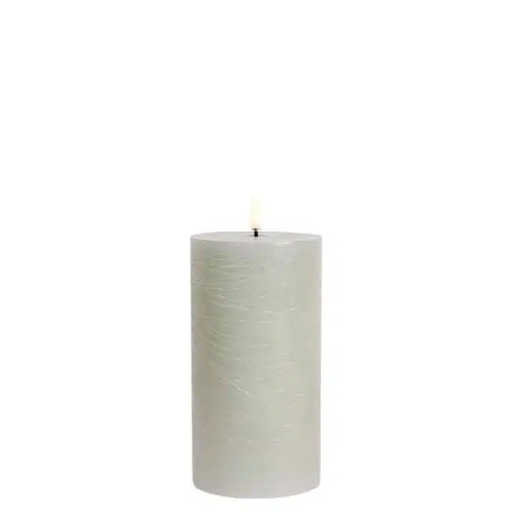 LED pillar candle Rustic - 7,8x15 cm Dusty Green