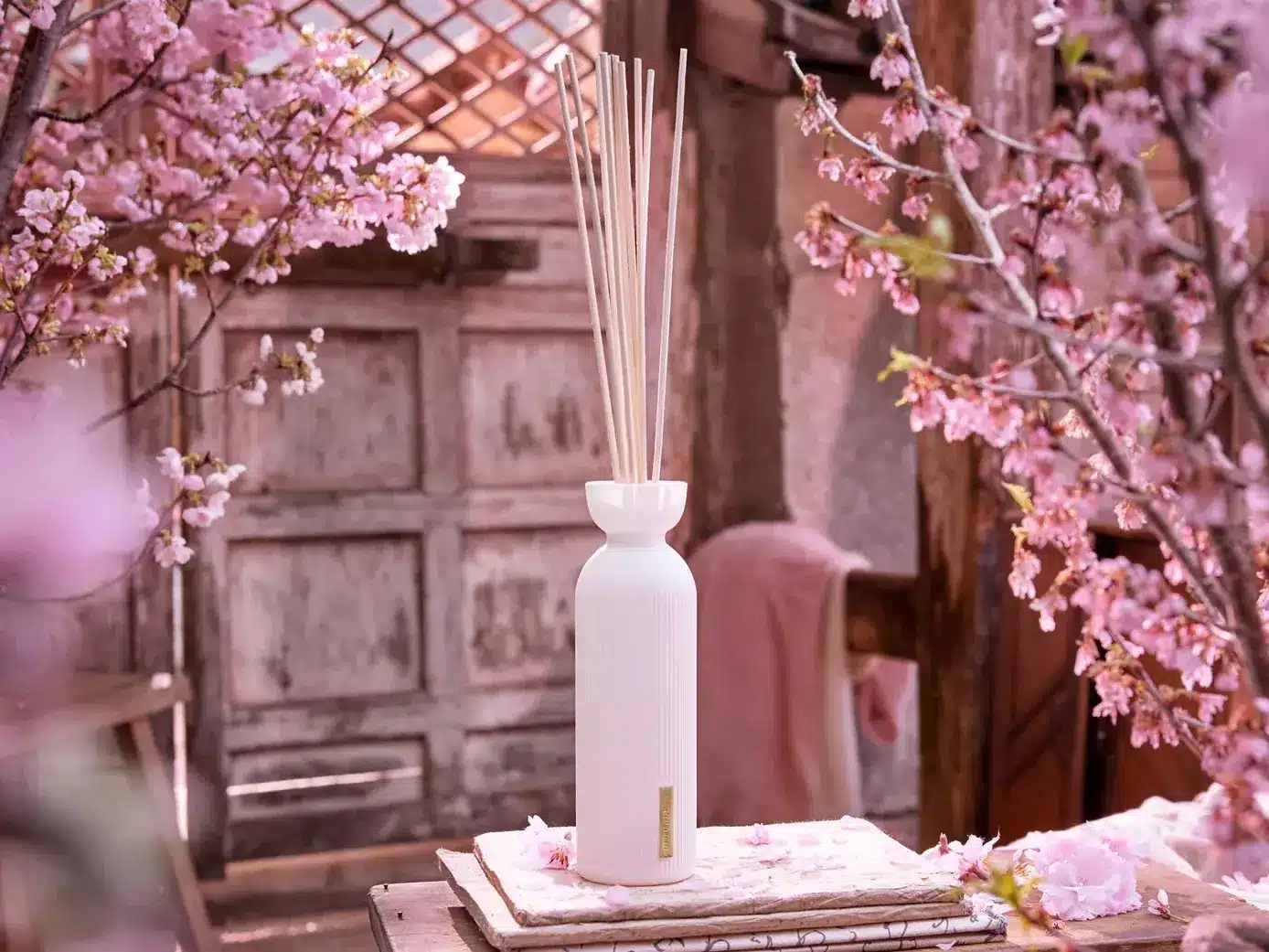Sakura Fragrance Sticks 250ml