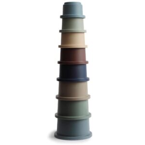 Stapeltoren Cups Forest