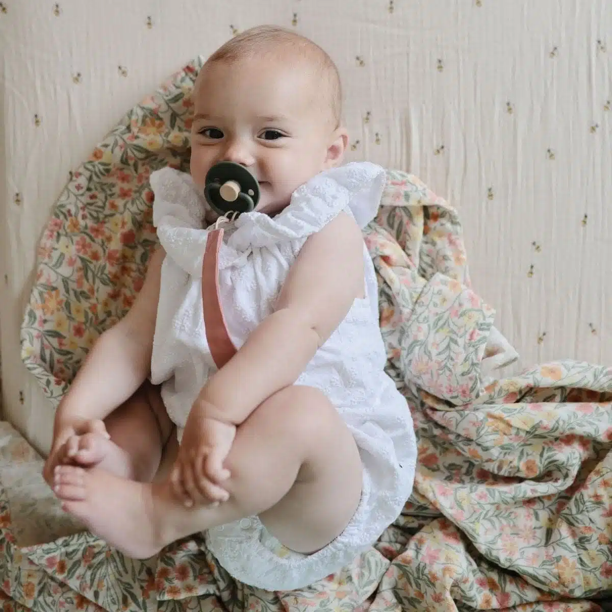 Swaddle 120 x 120cm Pastel Blooms