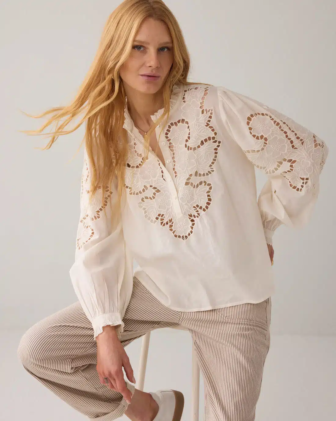 Top Embroidered cambric cotton - Ivory