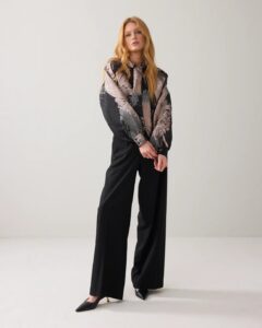 Trousers straight Pinstripe shiny – Black