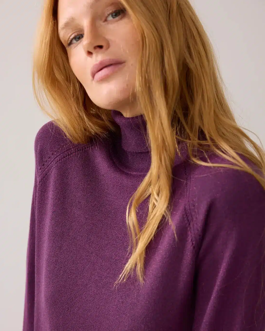 Turtle neck sweater soft viscose polyamide lurex knit - Wineberry
