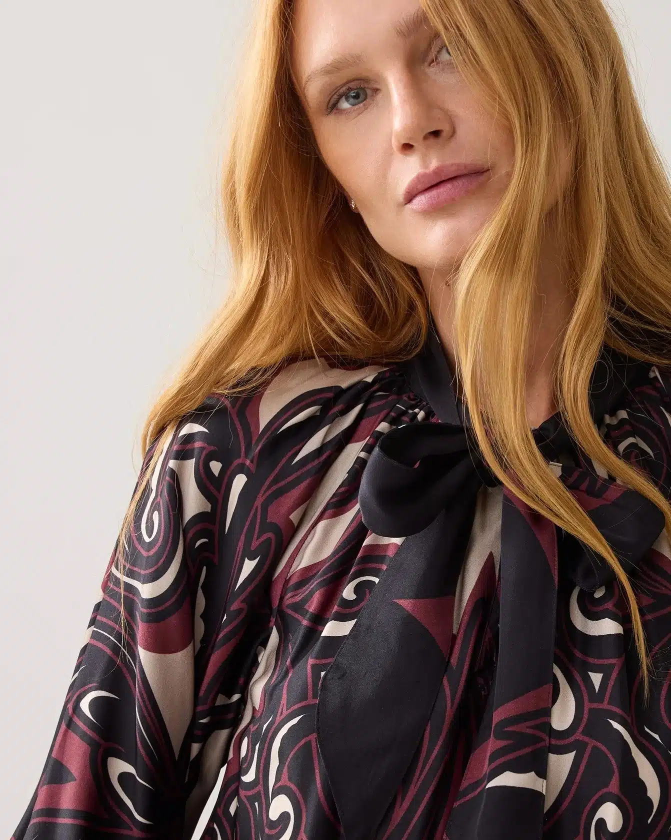 Dress Ornament print – Multicolour