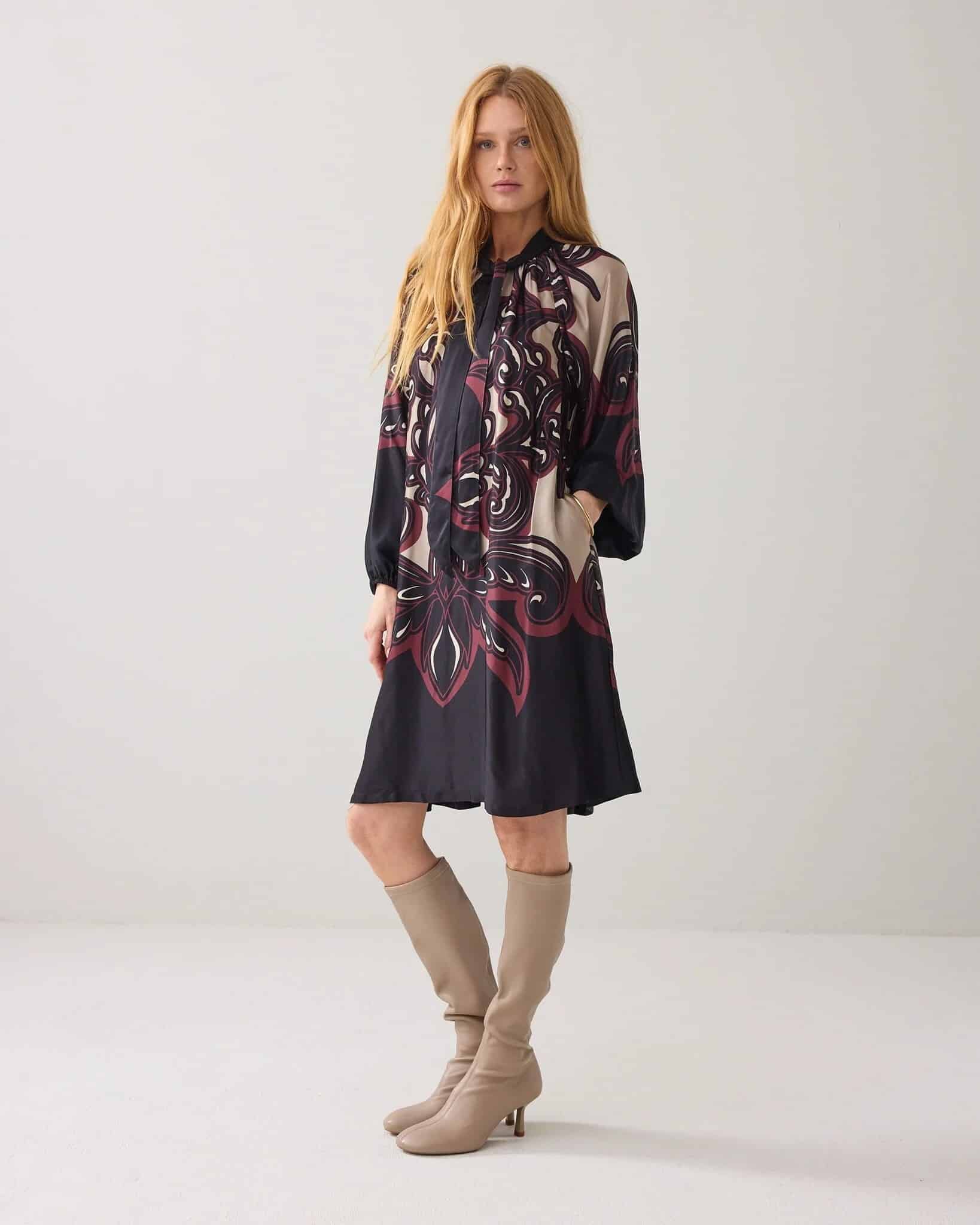 Dress Ornament print – Multicolour