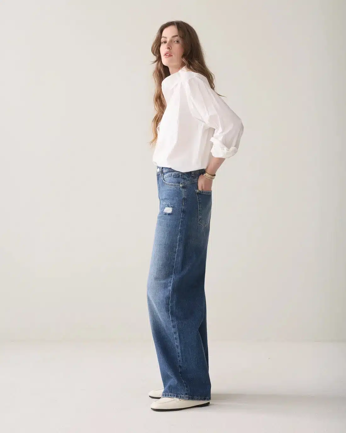 Loose fit jeans Mid weight cotton denim -